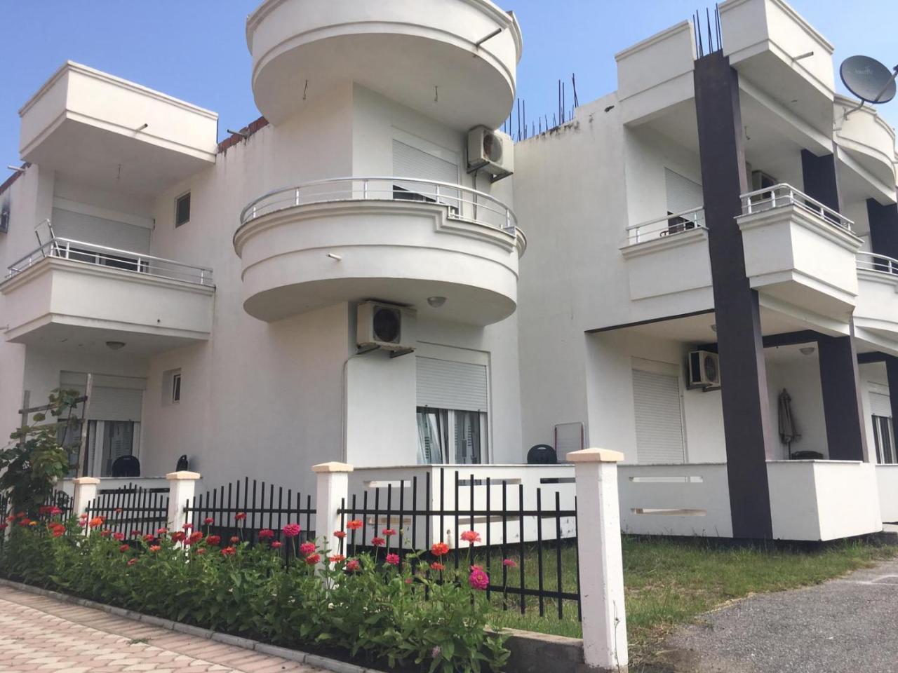 Apartmani Agovic Ούλτσιν Εξωτερικό φωτογραφία